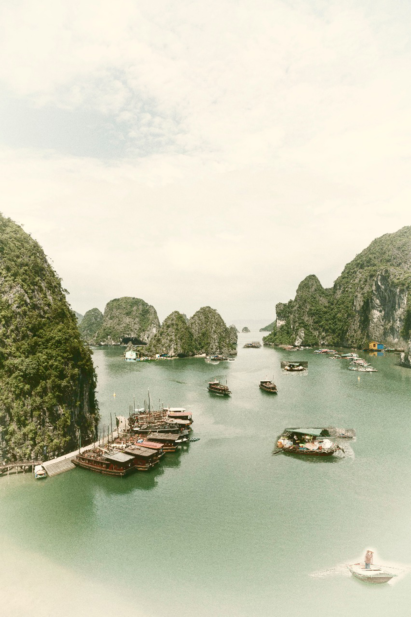 Andar: Halong Bay