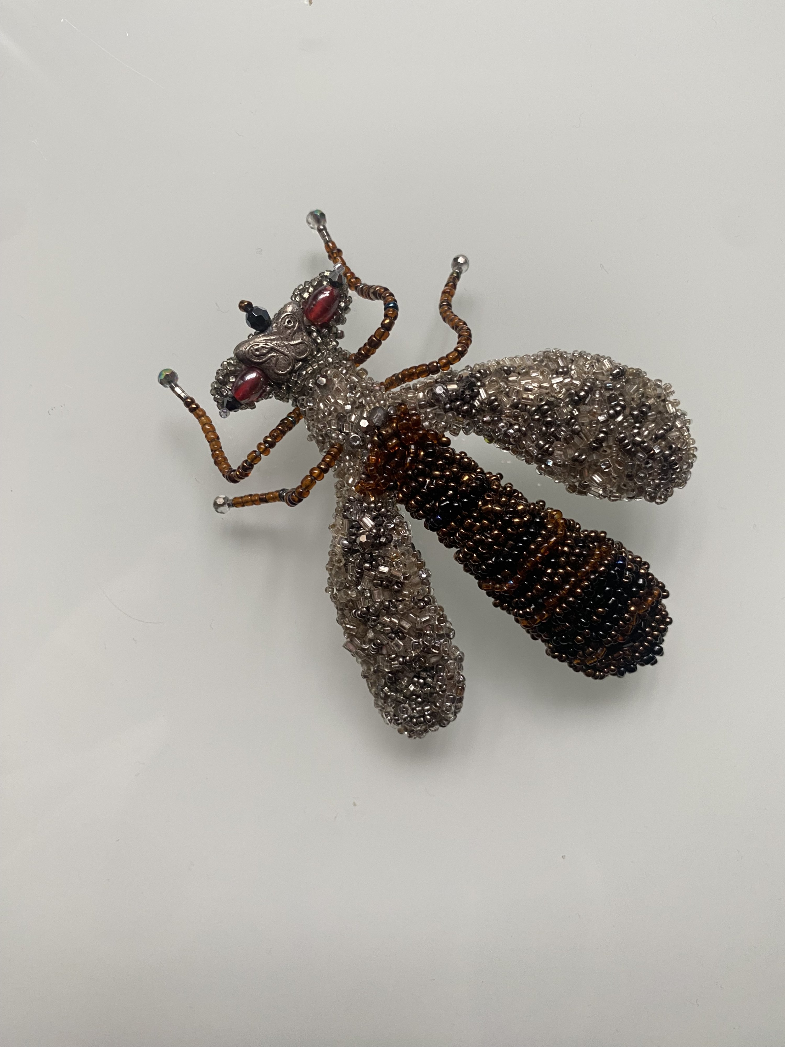 Broche Insecto 1