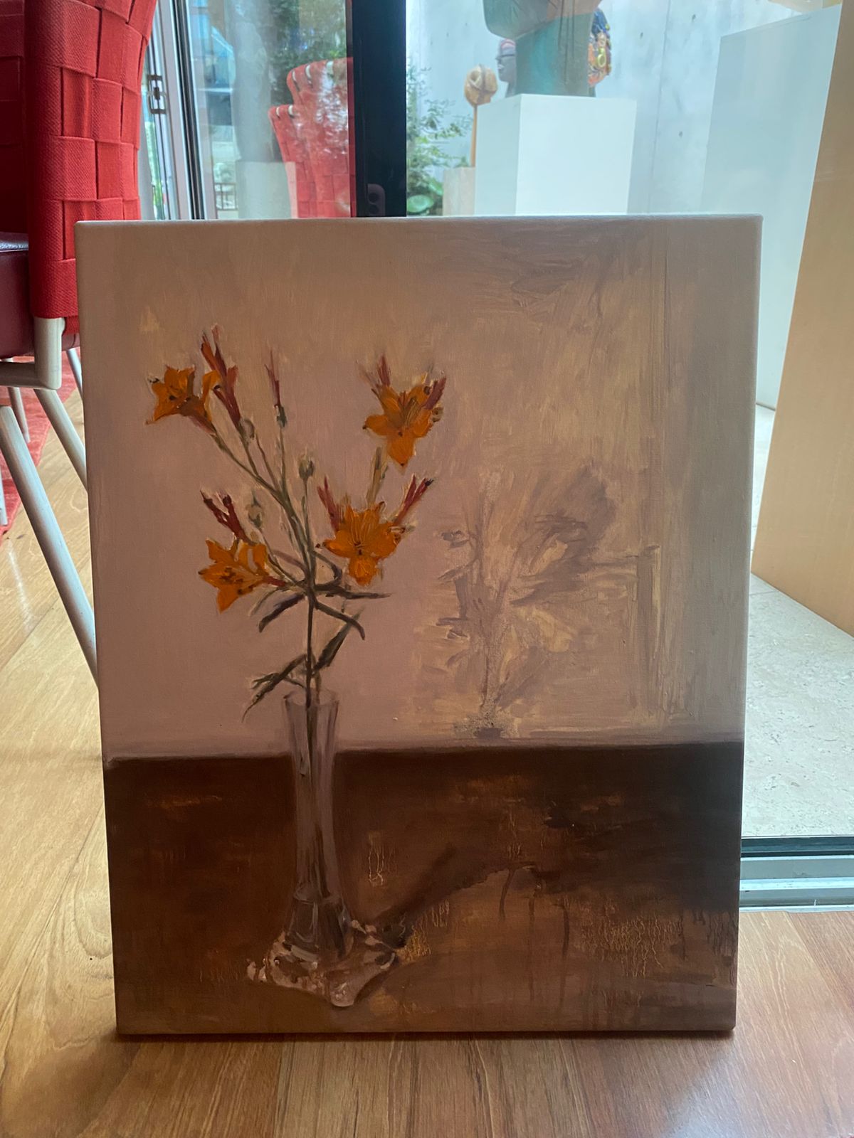 Florero con alstromeria ligtu