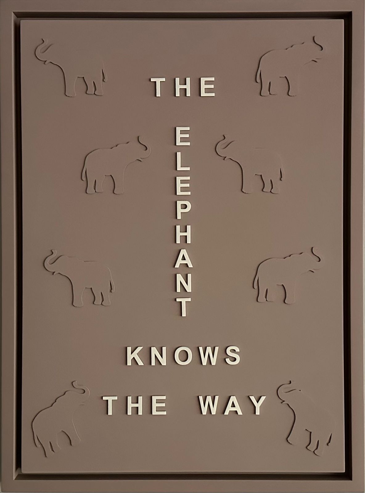 The elephant knows the way 