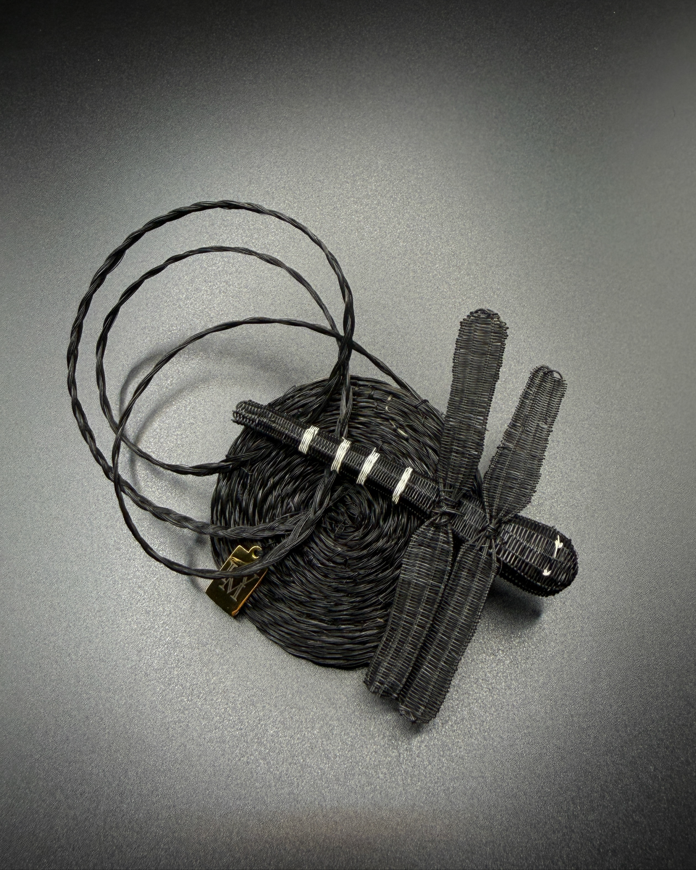 Prendedor Anillo de Sombra