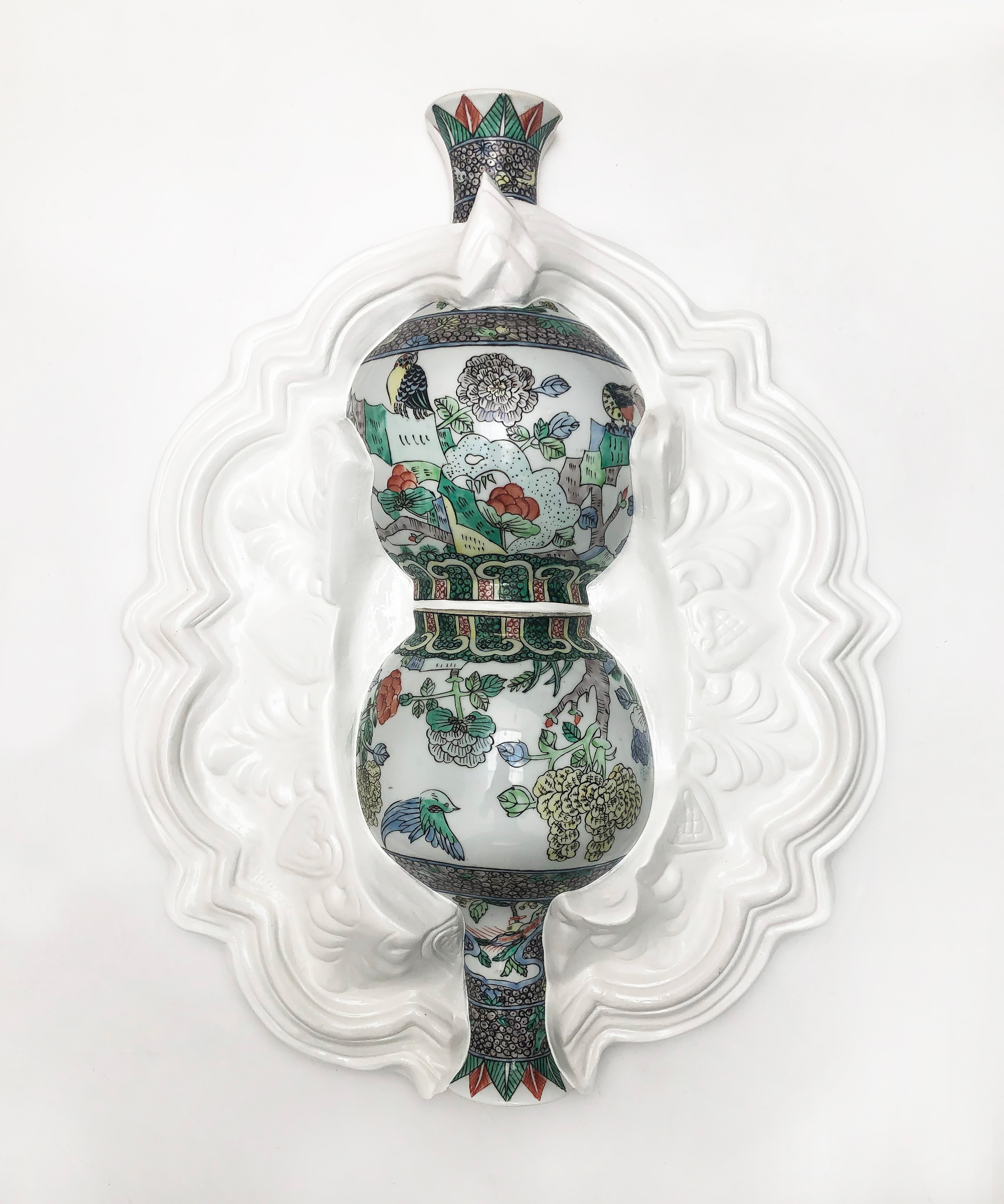 Interferencia dentro de la fragilidad. Serie porcelana china No. 3.