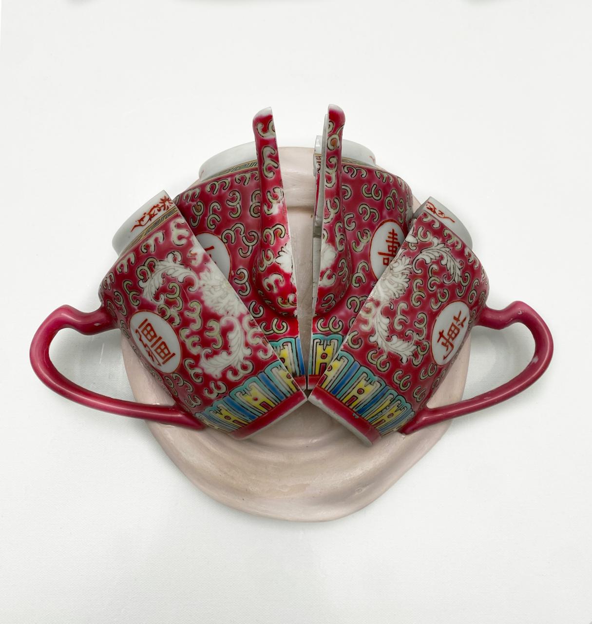 Interferencia dentro de la fragilidad. Serie porcelana china No. 5