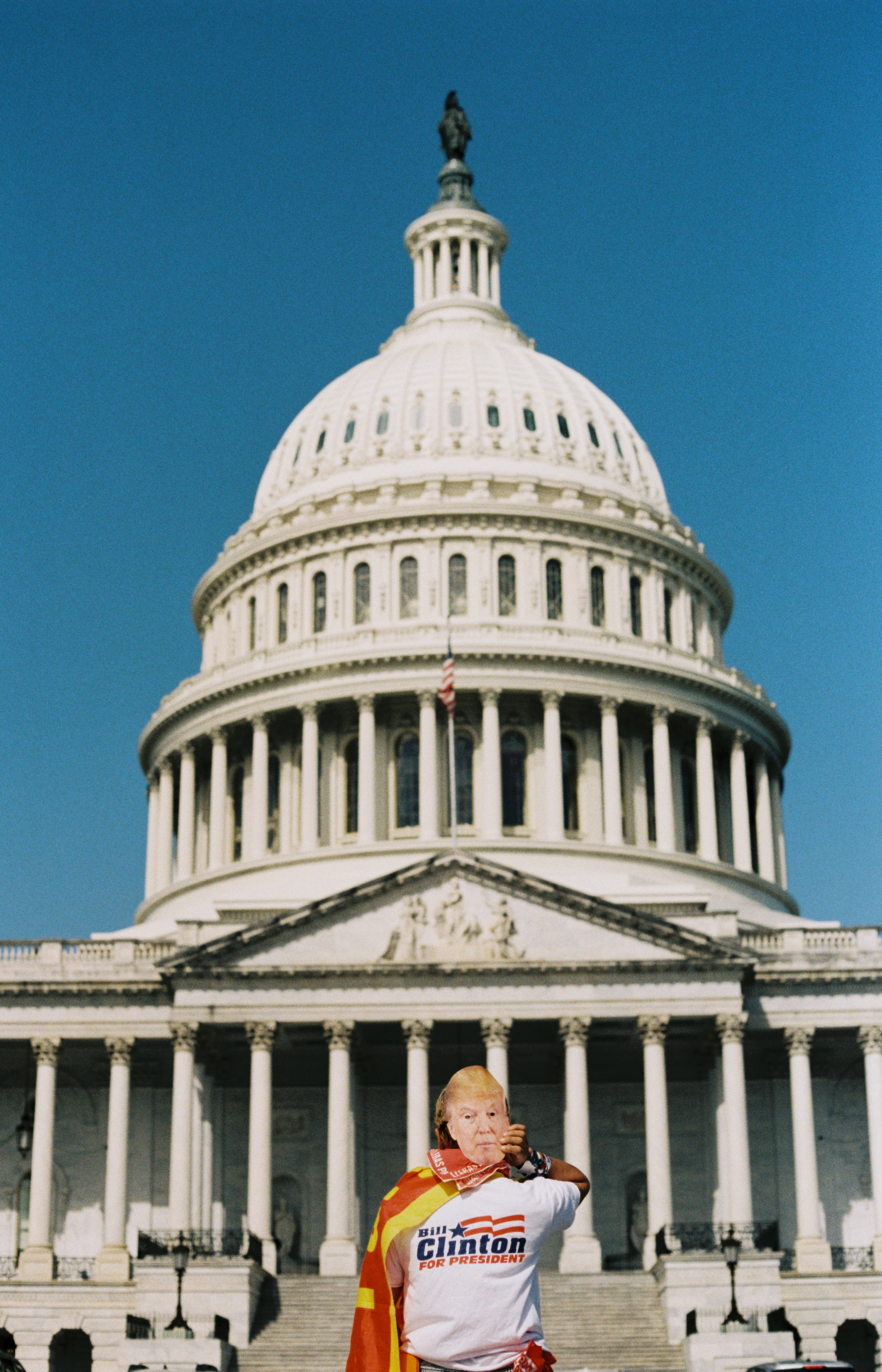 Democracy Toward a New Order/La democracia hacia un nuevo orden