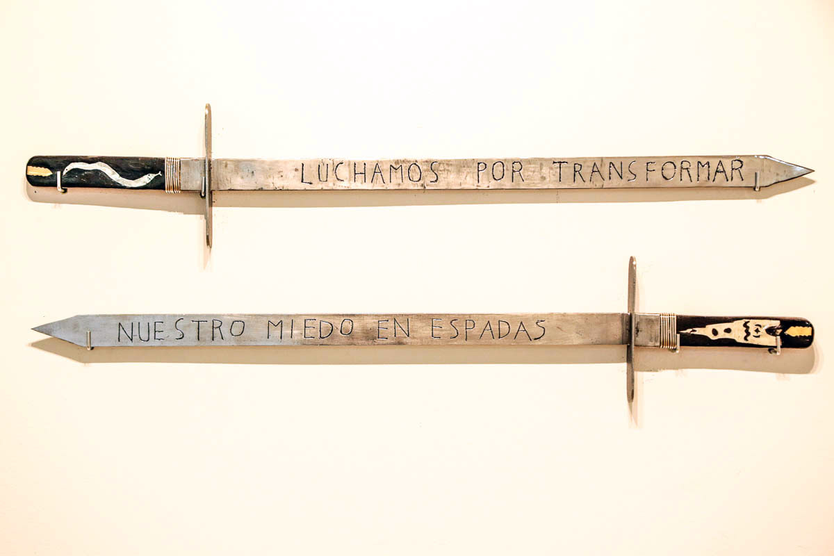 Luchamos por transformar nuestro miedo en espadas