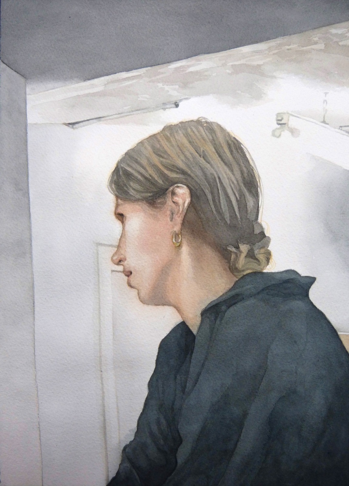 Ágata en el estudio abierto del Sommeratelier